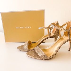Like new! Michael Kors gold sandals